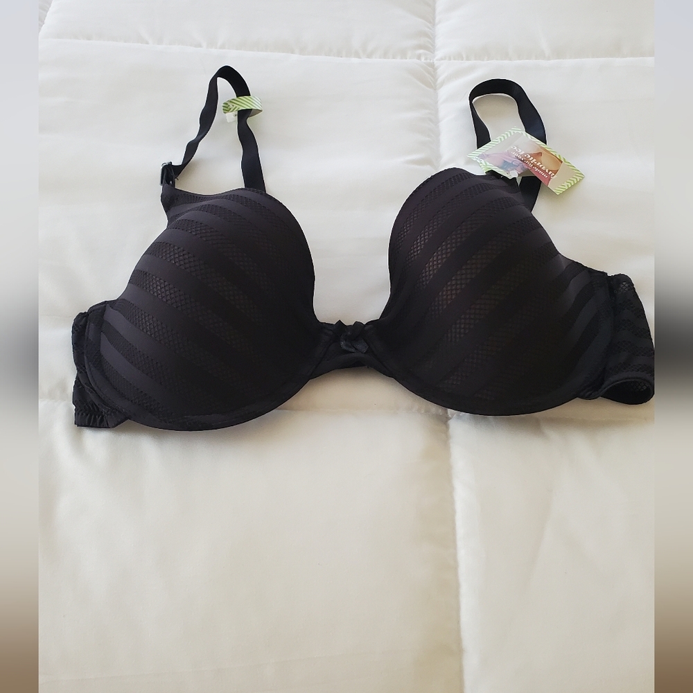 New bra 36C